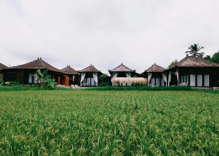 Kayangan Villa