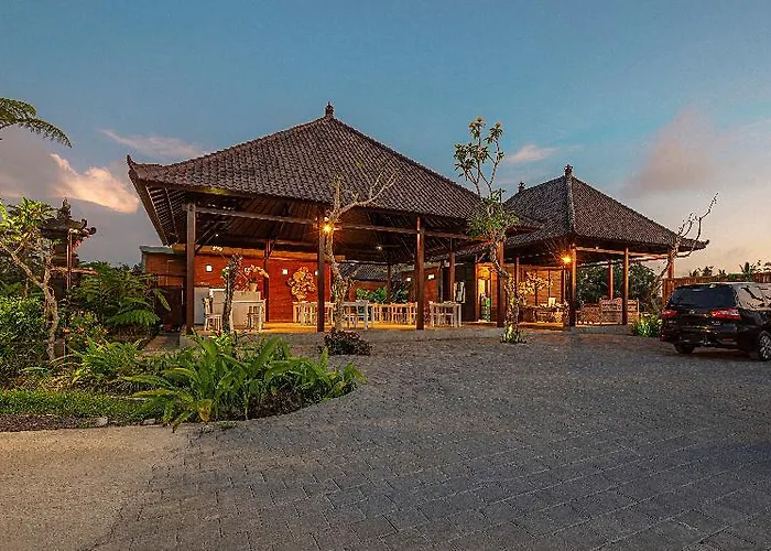 Kayangan Villa *